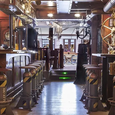 U-nautic Restaurant & 3* فارين