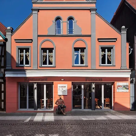 U-nautic Restaurant & 3*