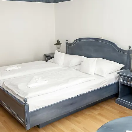 U-nautic Restaurant & 3* Waren (Mueritz)