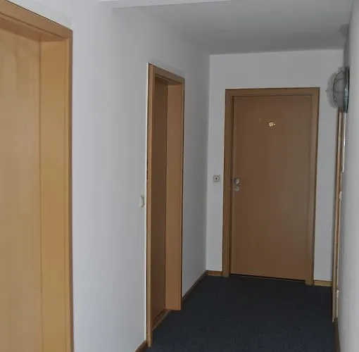 Gasthuis U-nautic Restaurant & Waren (Mueritz)